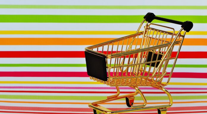 Discover Amazing Pet Food Choices at Your Local Supermarket shopping cart